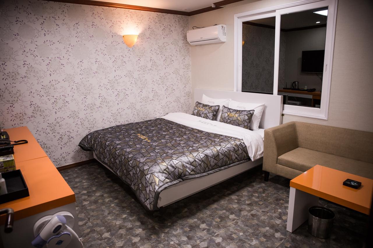 Picasso Motel Haeundae 釜山広域市 エクステリア 写真